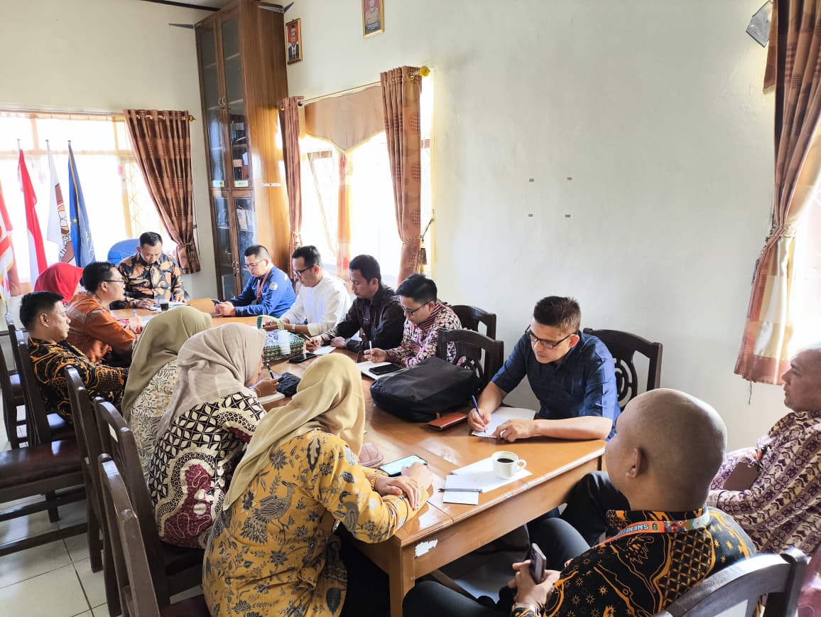 SMK Negeri 1 Liwa Gelar Rapat Pemantapan Penerapan Pembelajaran TEFA Tahun 2027